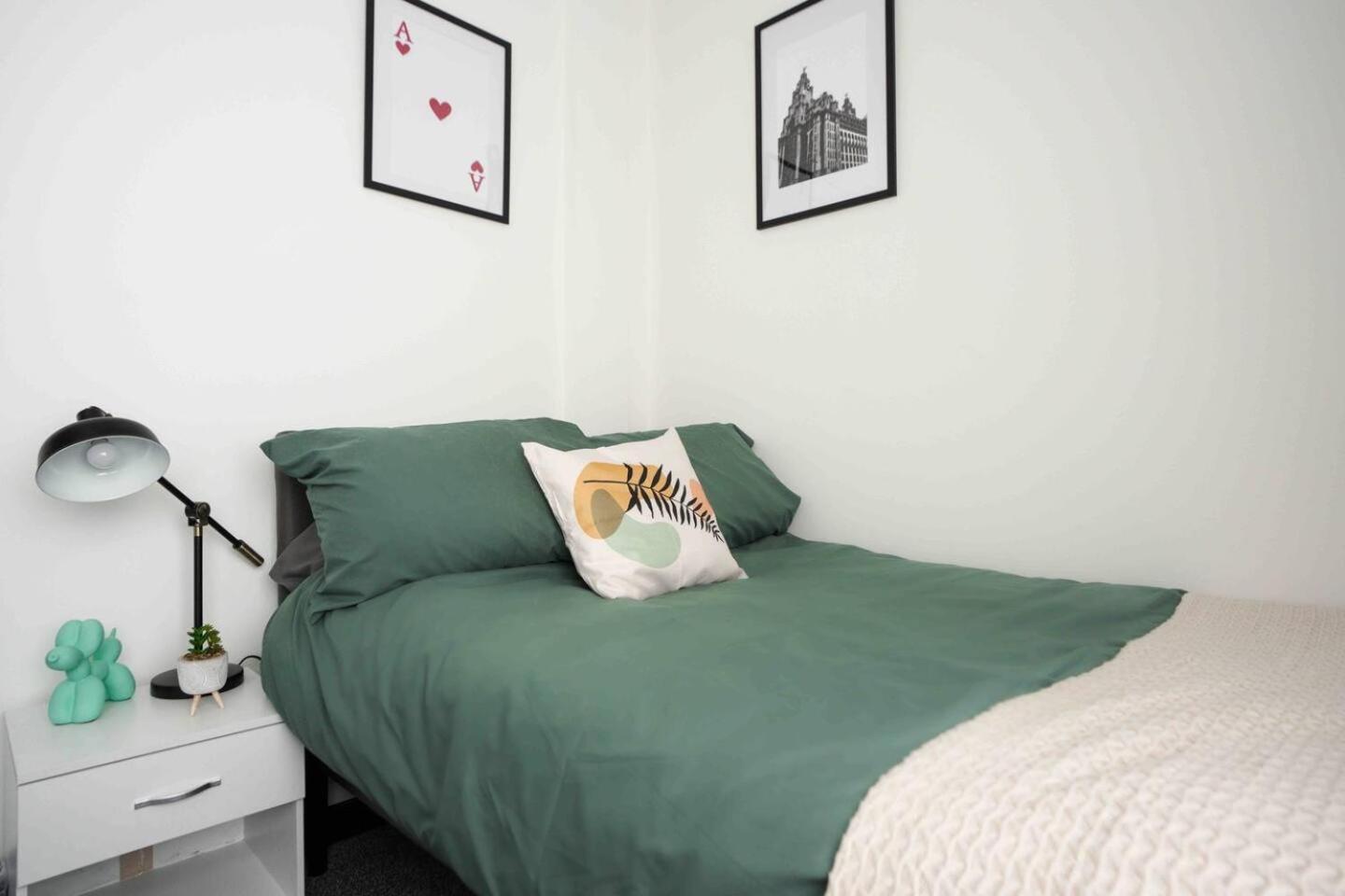 3-Bed Scouse House Near Anfield & Goodison Villa Liverpool Ngoại thất bức ảnh