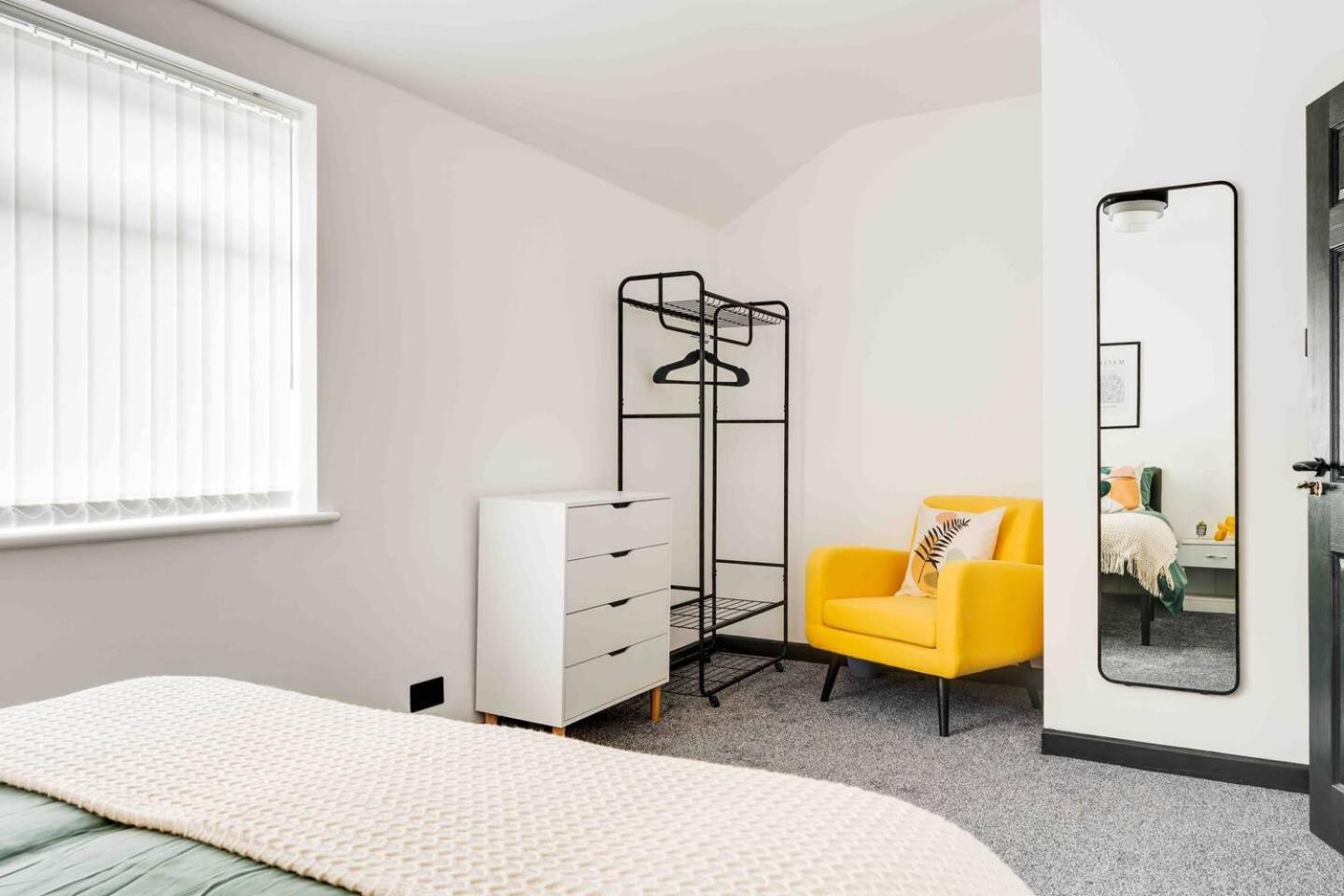 3-Bed Scouse House Near Anfield & Goodison Villa Liverpool Ngoại thất bức ảnh